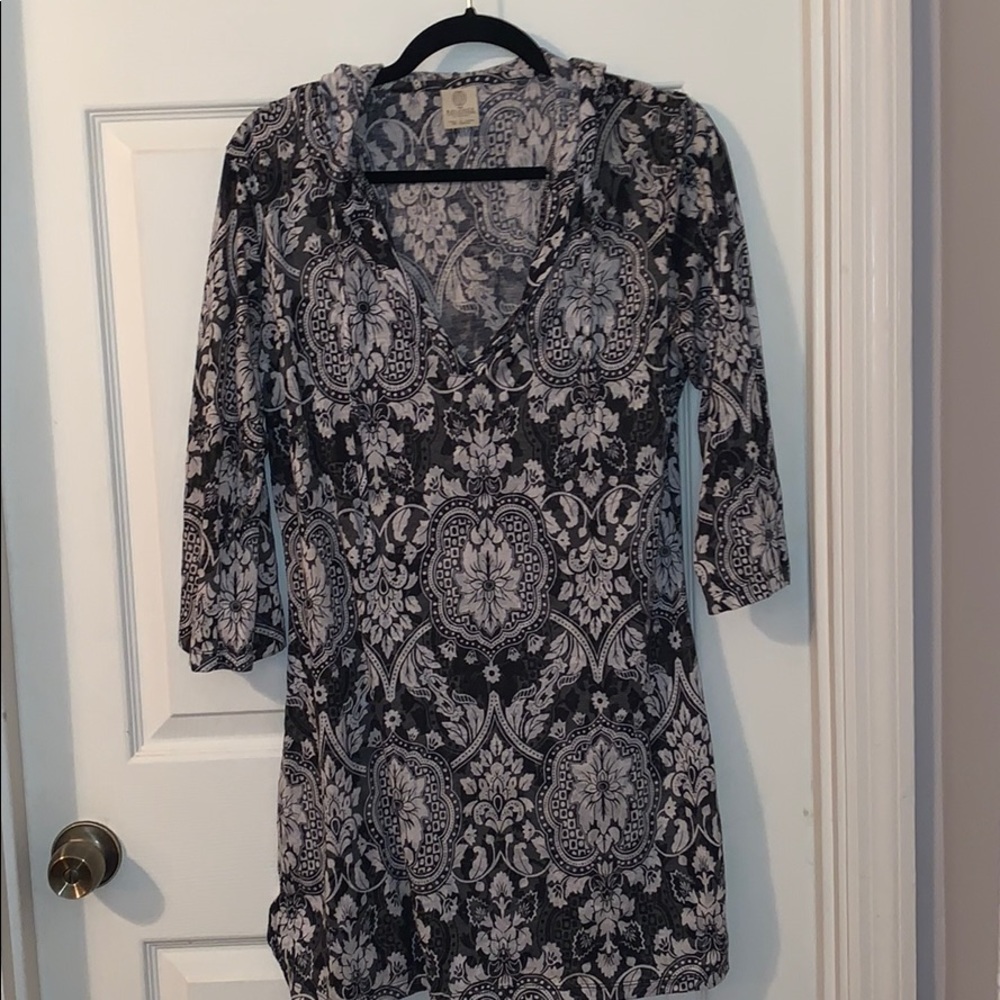 Tunic length hooded boho black and white large